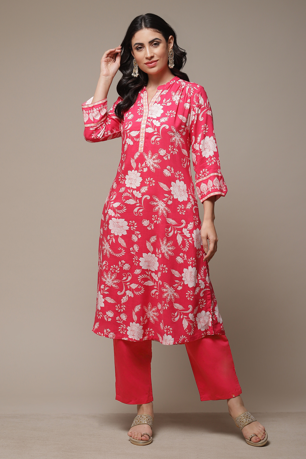 Pink LIVA Straight Printed Kurta image number 1