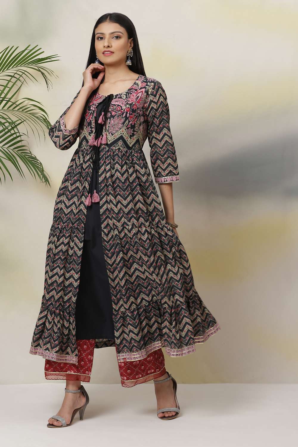 Black Flared Cotton Printed Kurta image number 0