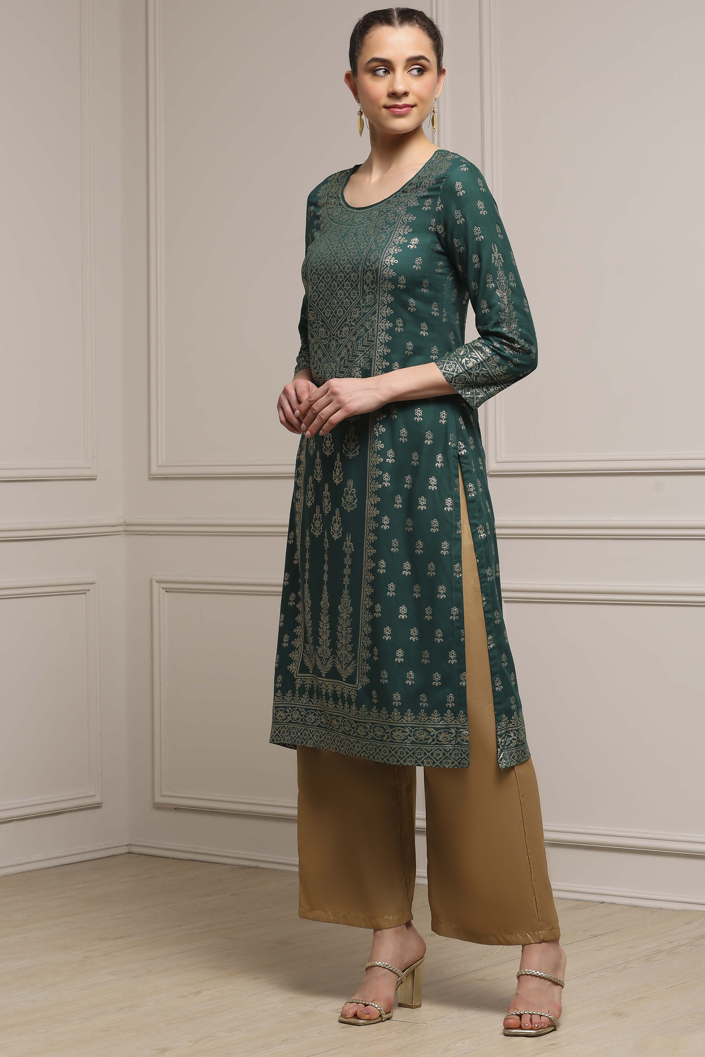 Plum LIVA Straight Printed Kurta image number 2