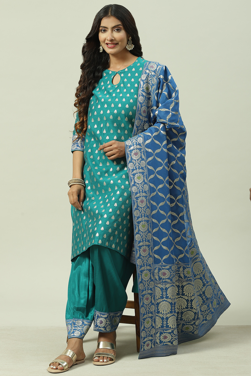 Peacock Green Art Silk Straight Kurta Salwar Suit Set image number 7