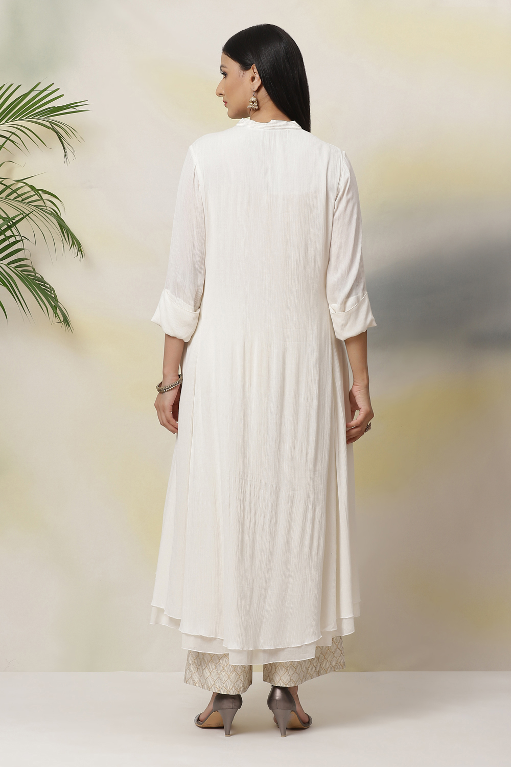 Off White Flared Cotton Kurta image number 5