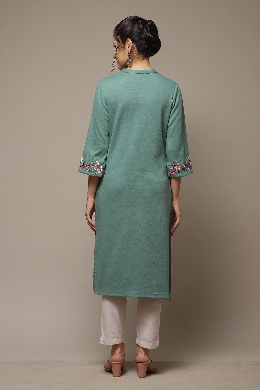 Fern Green Acrylic Straight Yarndyed Kurta image number 2