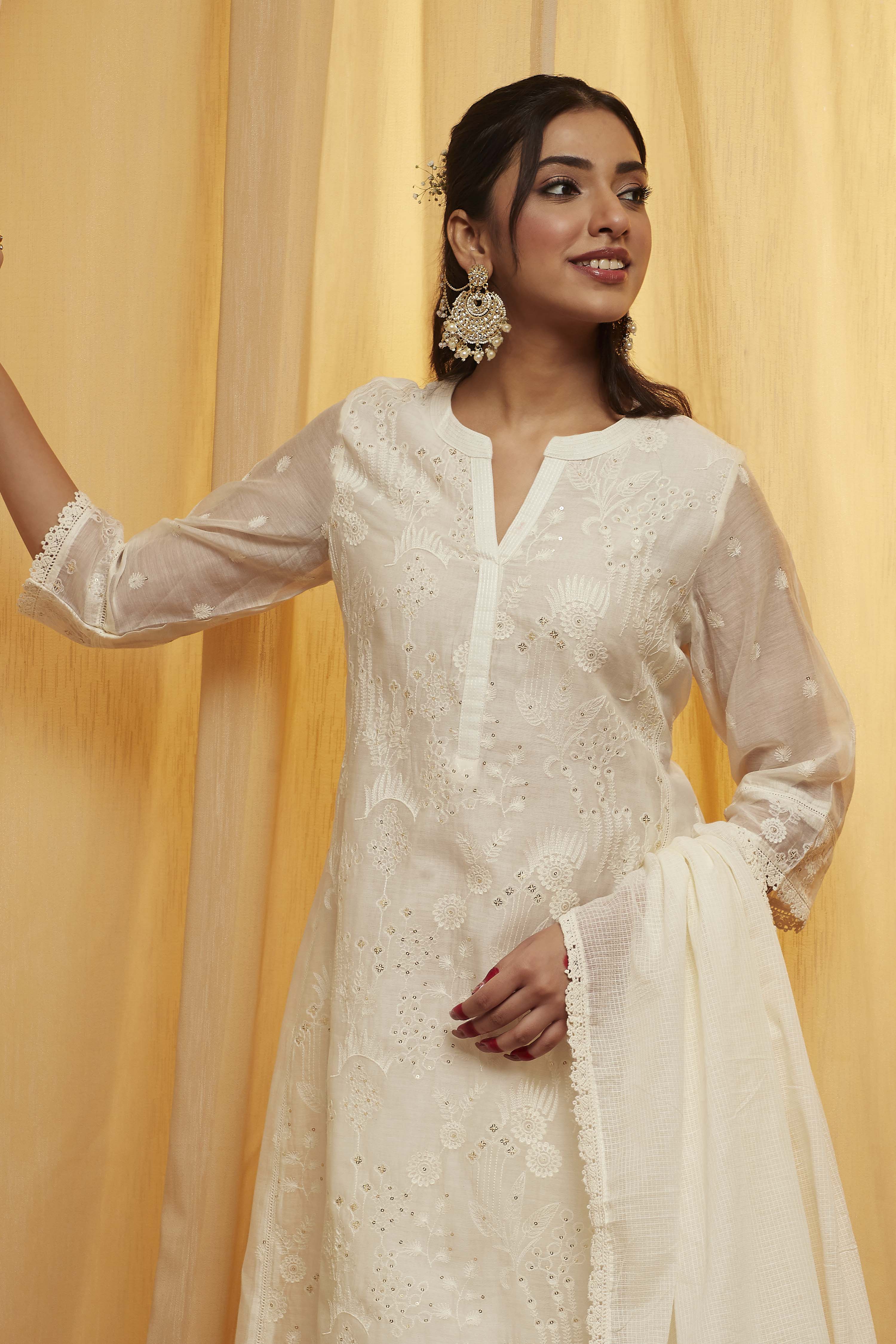 Off-White Embroidered Cotton Silk Kurta Set image number 1