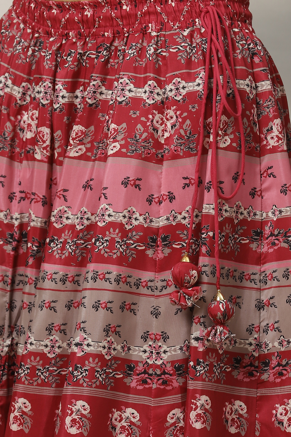 Red Straight Art Silk Skirts image number 2