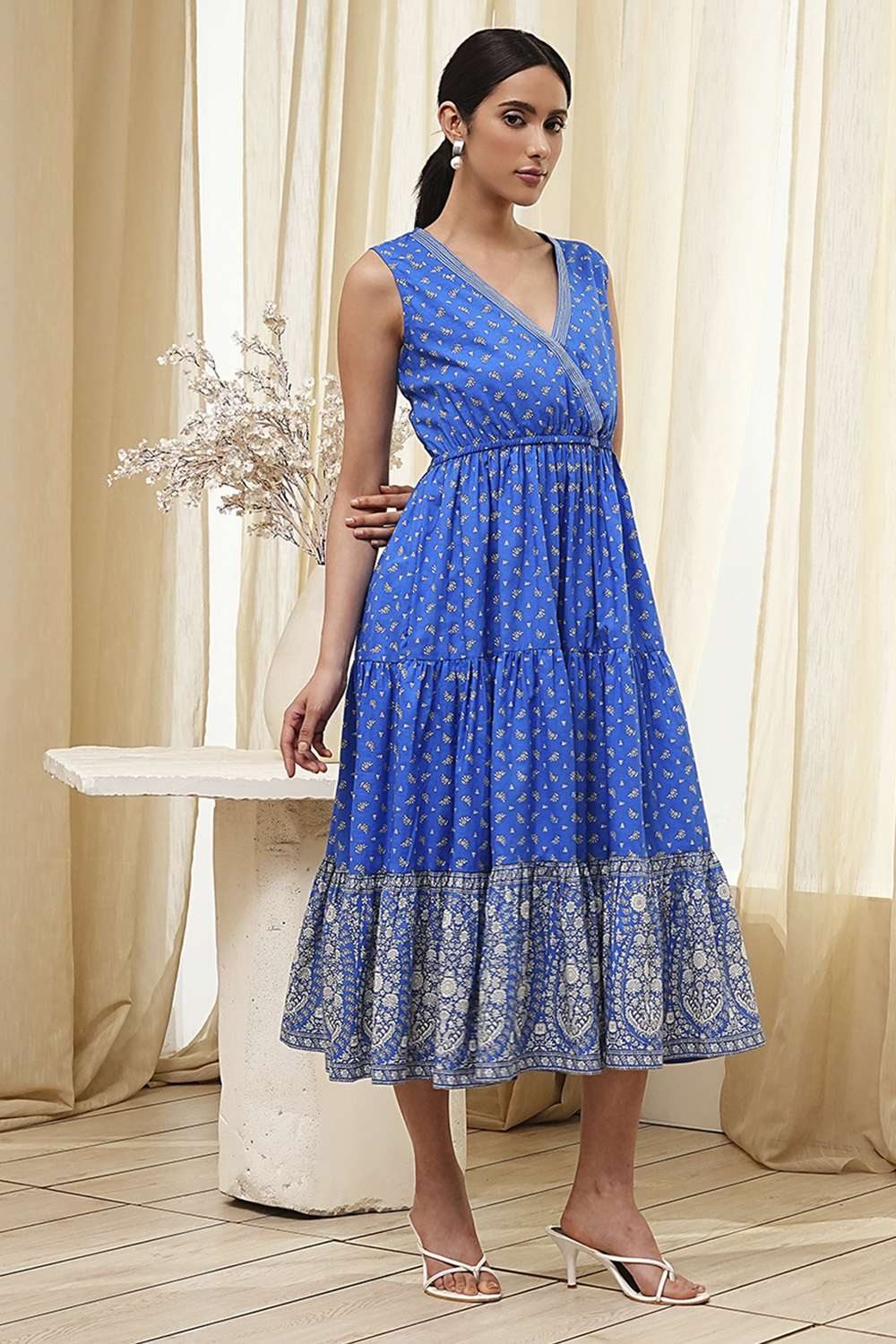 Blue Cotton Printed Tiered Dress image number 4