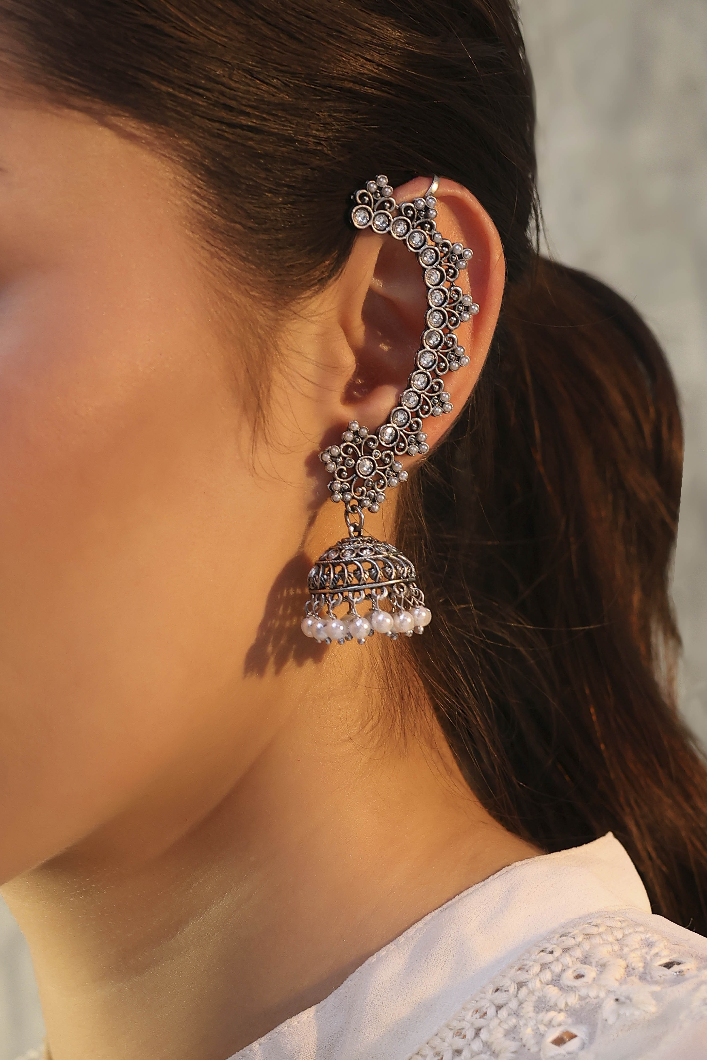 Oxidised Alloy Oxidised Earcuff image number 1