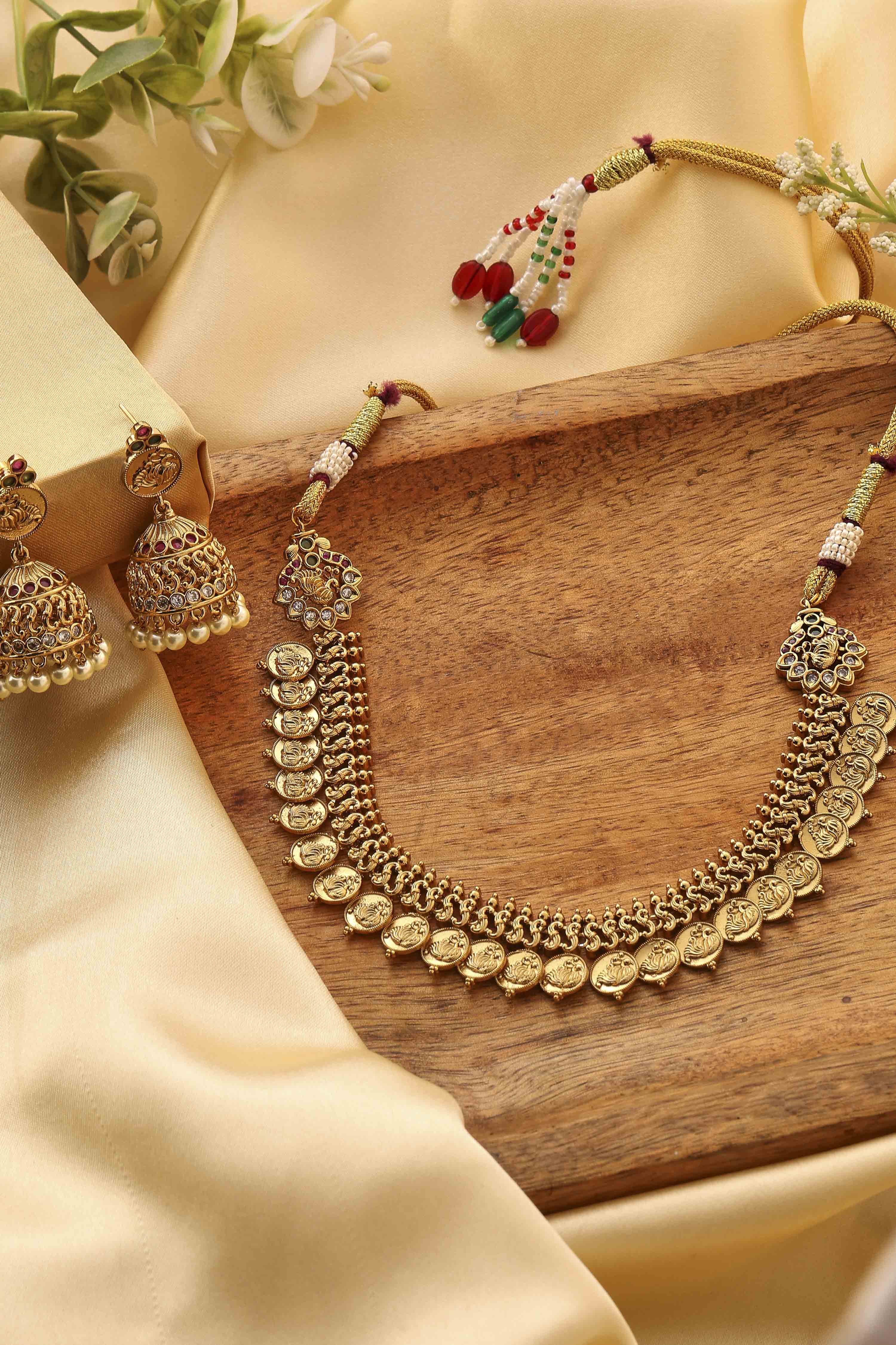 Gold-Plated Brass Coin Detail Necklace Set image number 0